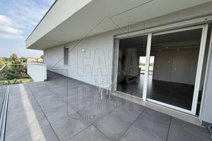 MONTEGROTTO TERME - Attico con terrazzo ESPOSTO A