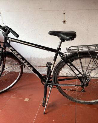 Bici uomo città
