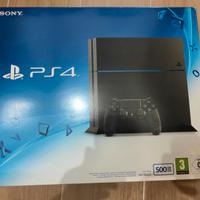 PS4 Slim 500GB + 2 pad + 17 giochi