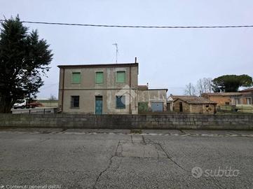 VILLA SINGOLA A RAVENNA