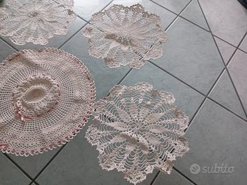 Centrini all' uncinetto 