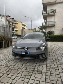 Golf 8 TGI style