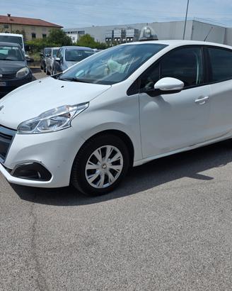 Peugeot 208 BlueHDi 75 S&S 5 porte Active