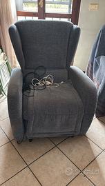 poltrona elettrica alzapersona e reclinabile