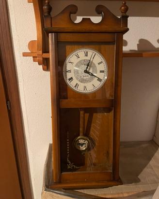 Orologio a pendolo da parete in legno