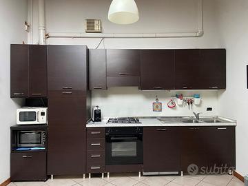 Cucina più frigo