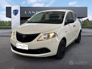 Lancia Ypsilon Ecochic 1.0 70cv Firefly Hybri...