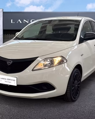 Lancia Ypsilon Ecochic 1.0 70cv Firefly Hybri...