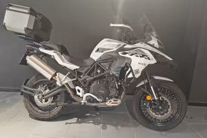 Benelli TRK 502 OPERAZIONE 50%