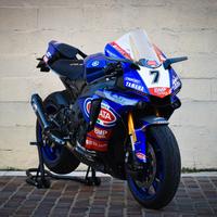 Yamaha R1 2018