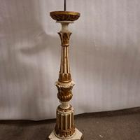 Candelabro in legno