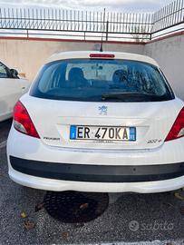 Pegeout 207 plus anno 2013