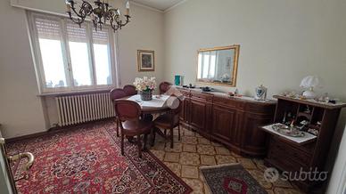 3 LOCALI A VALEGGIO SUL MINCIO