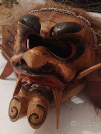 Maschera il legno cerimoniale Indonesia 🇲🇨