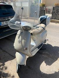 Vespa 125
