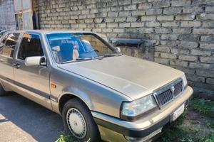 lancia thema 