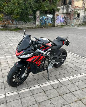 Aprilia Tuono 660 Factory