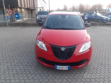 Lancia Ypsilon 1.2 69 CV