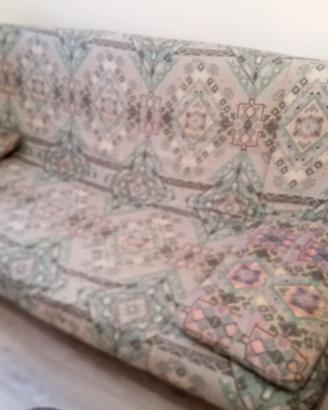 Divano letto francese da una piazza e mezzo