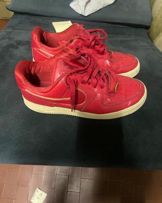 Scarpe usate