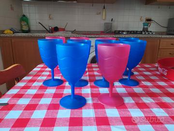 bicchieri a calice colorati