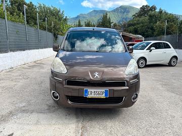 Peugeot Partner 1.6 8V HDi 90CV FAP L1 2 posti Fur
