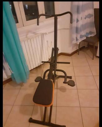 attrezzo per palestra 