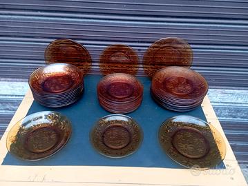 Raro set di 36 piatti vintage Modello Vereco
