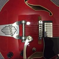 Chitarra elettrica semiacustica Ibanez Artcore 