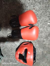 guantoni con caschetto 