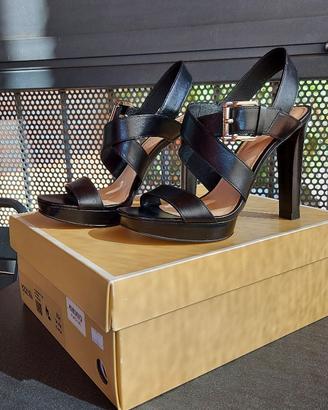 Sandalo vera pelle nero  marca MICHAEL KORS