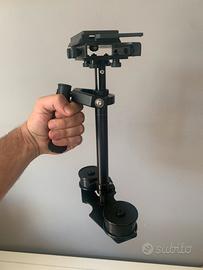 Stabilizzatore per videocamera Flycam