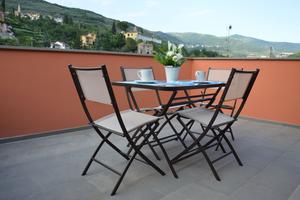 Casa vacanze con terrazza Liguria (008010-LT-0011)