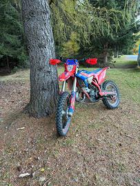 beta 125