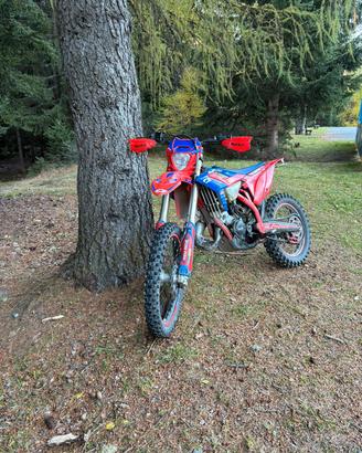 beta 125