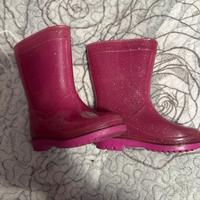 Stivaletto rosa pioggia