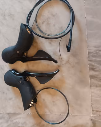 Comandi Shimano 105 r7000 Disc
