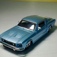 Modellino Ford Mustang GT 1/43
