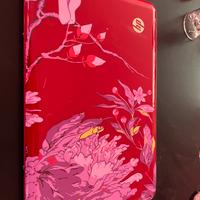 Laptop mini Vivienne Tam da collezione