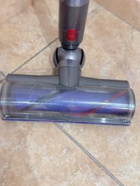Aspiapolvere Dyson V10