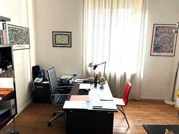 Affittasi stanza in ufficio Catania via D'Annunzio