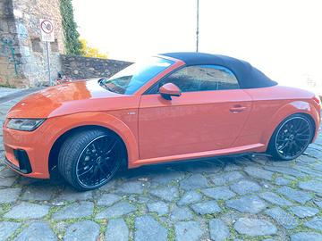 AUDI TT Roadster 45 TFSI S tronic