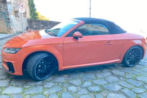AUDI TT Roadster 45 TFSI S tronic