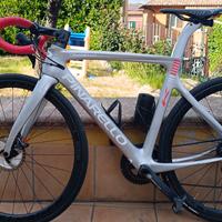 Pinarello in carbonio