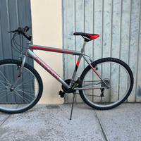 MTB GIRARDENGO 26" BICICLETTA NUOVA.
