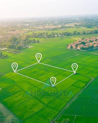 Terreno di 15200 m² a Cesa