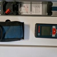 Distanziometro laser con guida di misurazione 