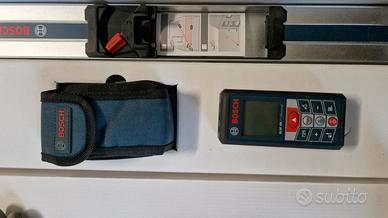 Distanziometro laser con guida di misurazione 