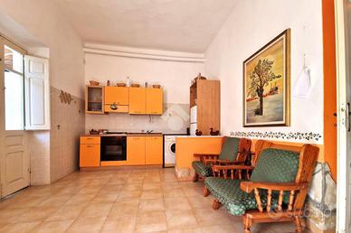 5 LOCALI A SANT'ANTIOCO