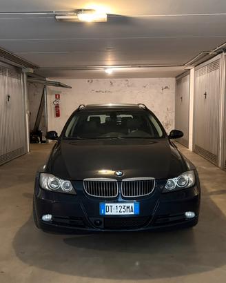 BMW 325xi